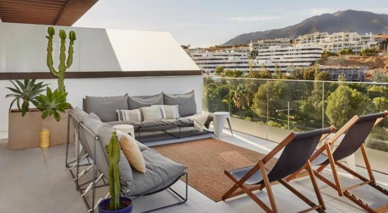Spacious apartment with pool | Pets allowed in Estepona