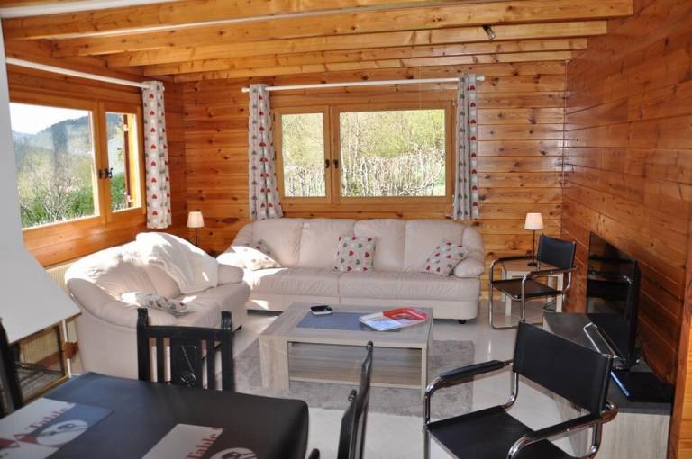 Child-friendly chalet with garden, barbecue & sauna | Lake view | Pets allowed — photo 3