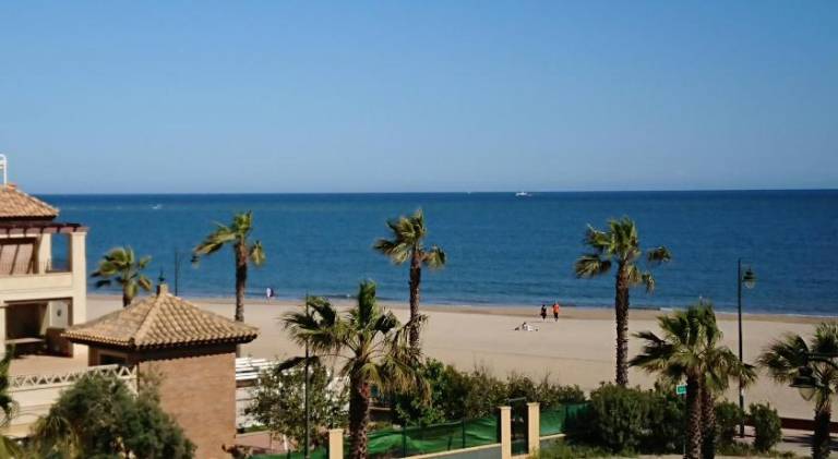 Holiday apartment with pool in Ayamonte