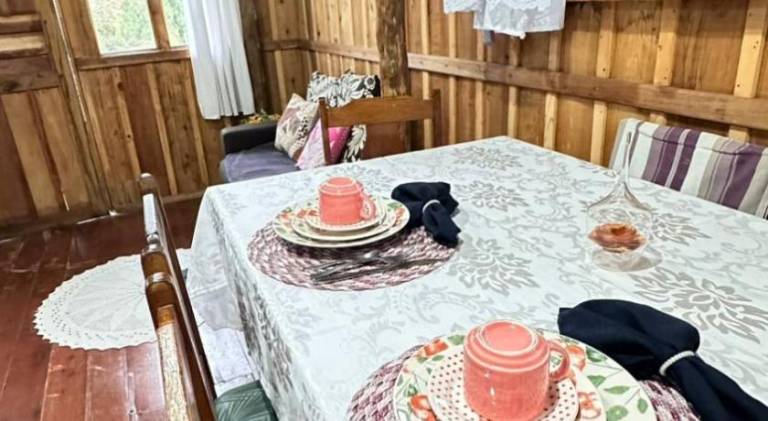 Lodge with garden & BBQ — photo 3