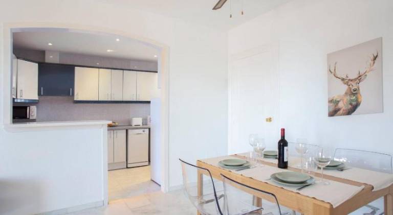 Apartment with patio & BBQ — photo 5
