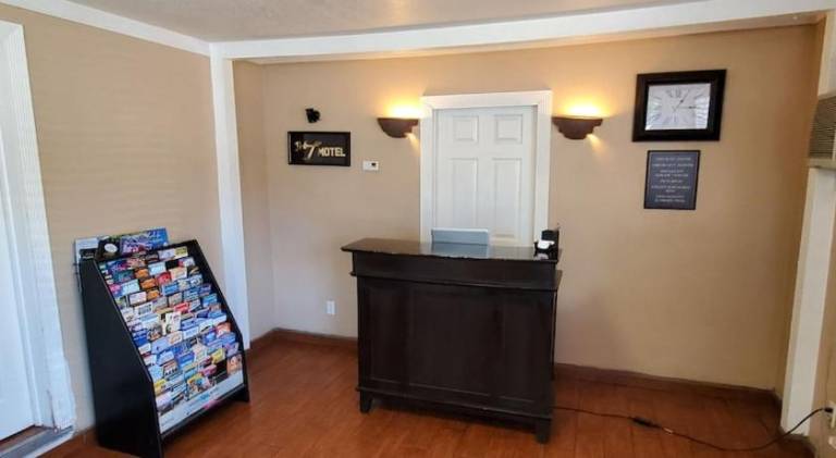 The L Motel Downtown/NAU Conference Center — photo 4