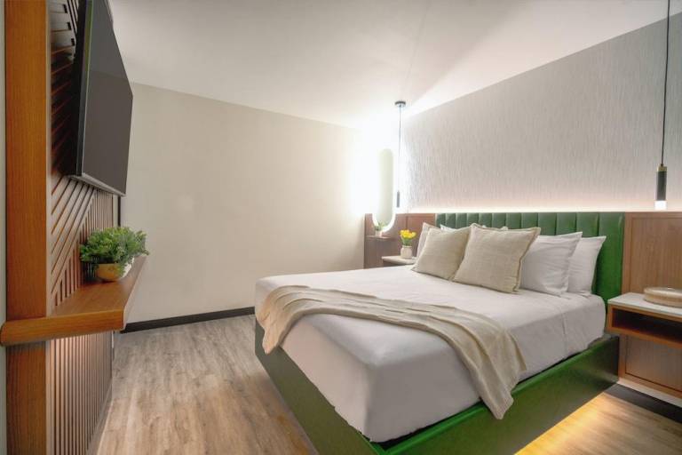 LYFE INN & SUITES by AGA- North Hollywood Universal Studios in Los Angeles, CA