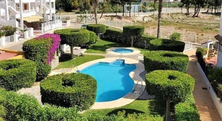 Rental apartment with pool — photo 5