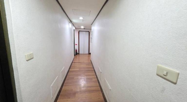 Royal Business Hotel (Self Check-in) — photo 4