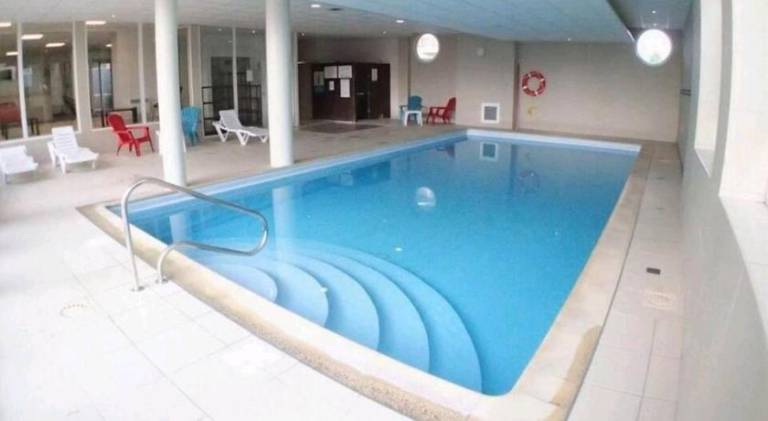 Superbe appartement avec piscine sauna et petite vue mer — photo 2