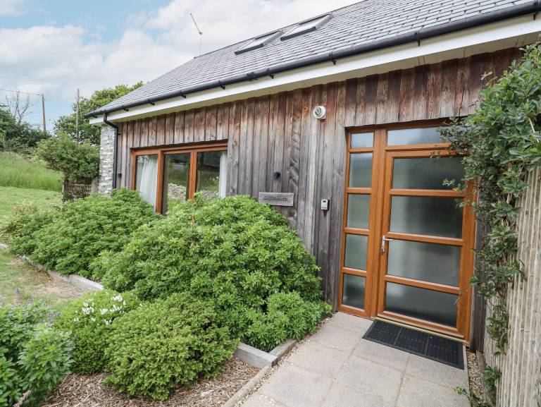 Family-oriented pleasant cottage with garden | Pets allowed — photo 3