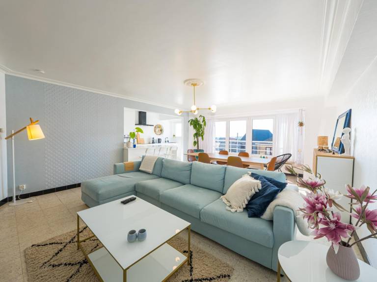 Fully equipped ample holiday apartment with terrace | Beach nearby | Pet-friendly in Middelkerke