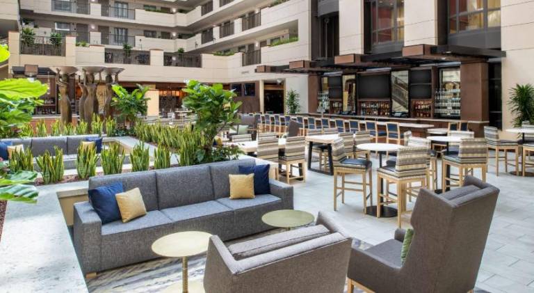 Embassy Suites by Hilton Sacramento Riverfront Promenade — photo 3