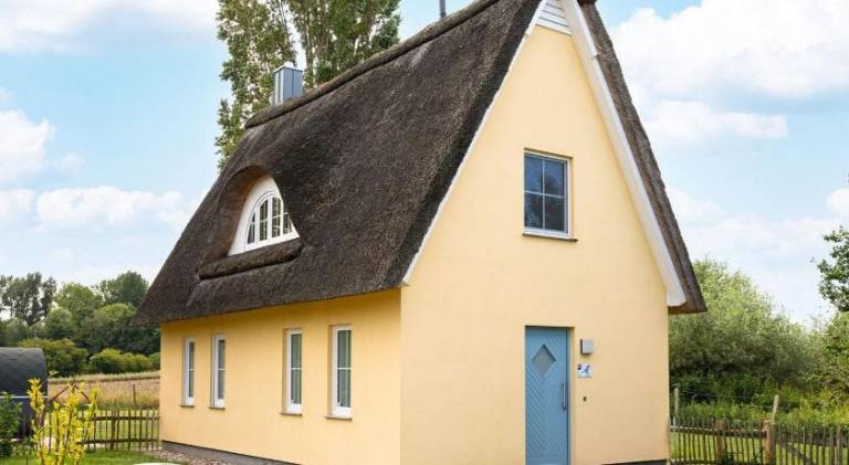 House with sauna & hot tub in Wismar