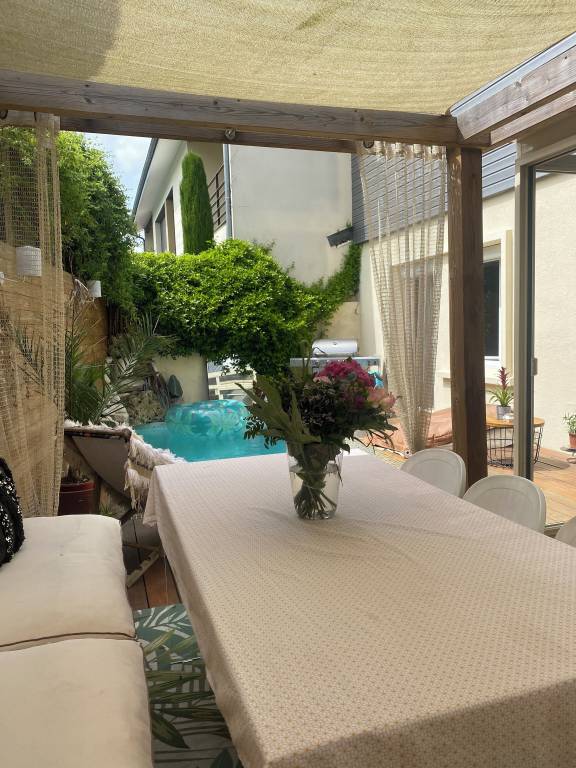 Maison de vacances  Cenon