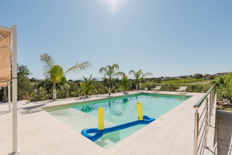 Apartment 'Elena' with Mountain View, Wi-Fi and Air Conditioning in Alcamo