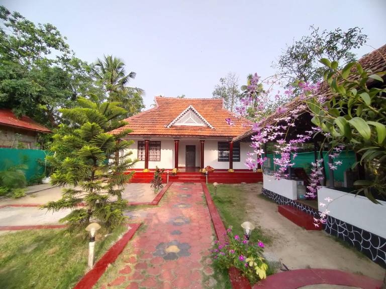 Marari Blessing beachfront homestay in Ambalapuzha
