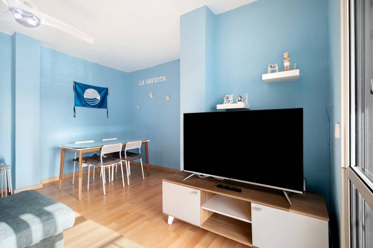 Fully equipped pleasant rental apartment with terrace & fast internet | City view | Perfect for remote work | Pet-friendly — photo 5