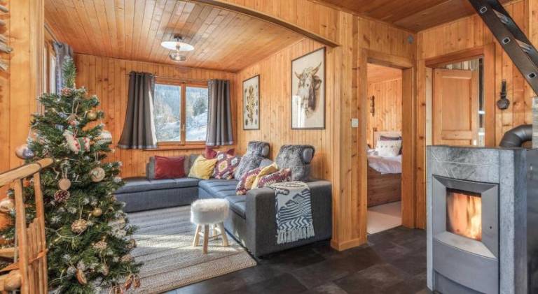 Chalet Noisette Authentic Swiss chalet Perfect for families in Martigny