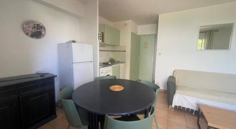 Rental apartment with patio | Beach nearby | Pet-friendly in Saintes-Maries-de-la-Mer