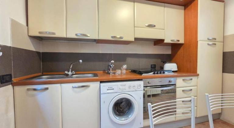 Apartment with 2 rooms for 6 persons — photo 2