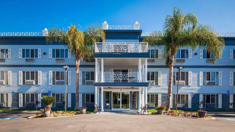 Best Western Colonial Inn in Selma, CA