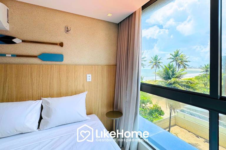 Beachfront Flat with Ocean View in Bessa LH