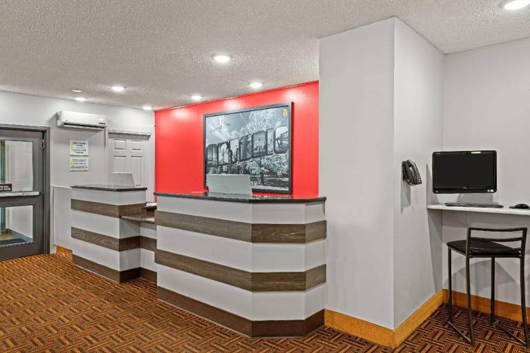 Super 8 By Wyndham Thunder Bay — photo 4