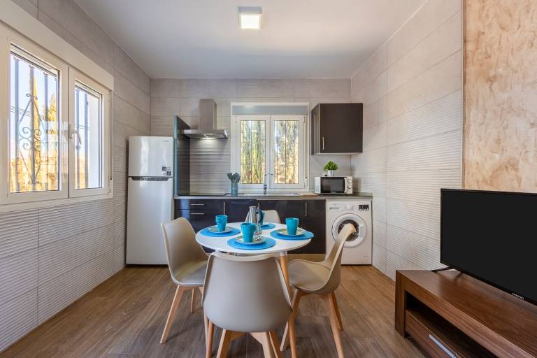 Nice apartment with patio | Dogs allowed — photo 4