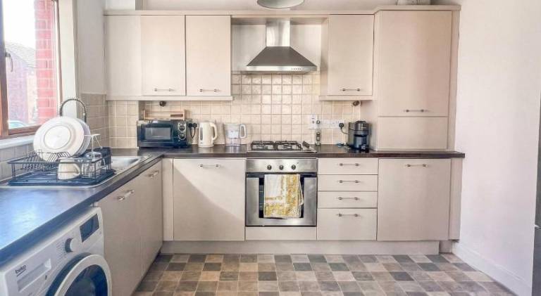 Holiday apartment with 2 rooms for 5 persons — photo 2