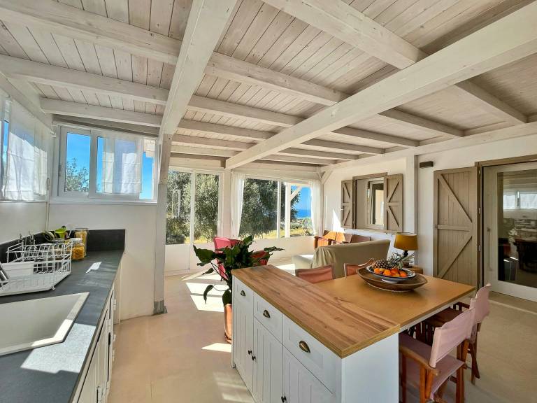 Eco-friendly villa with sea view in Sampieri — photo 3