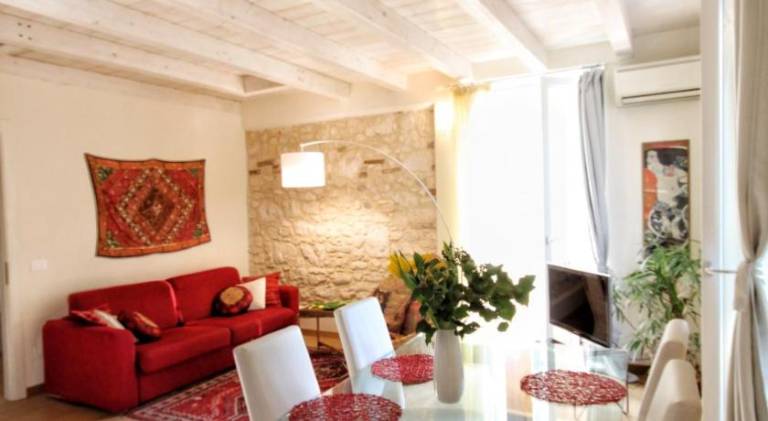 Charming apartment | Near Juliet | Dogs allowed — photo 4