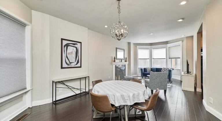 St Louis 2BD 2BA, Forest park, BJ Hospital, Science Center, eats — photo 2