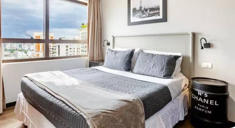 Serviced apartment with jacuzzi, sauna & garden | Near Paulista Avenue | Perfect for remote work | Pets allowed in Olímpia