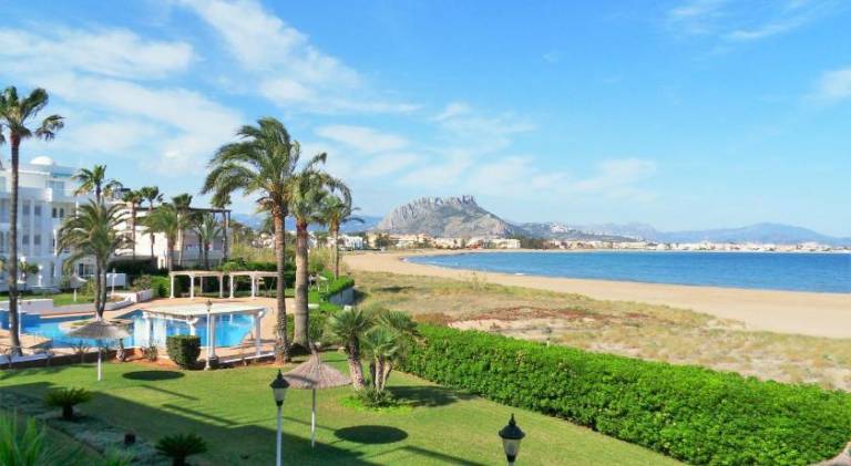 Charming rental apartment with pool | Close to the beach | Pets allowed — photo 4