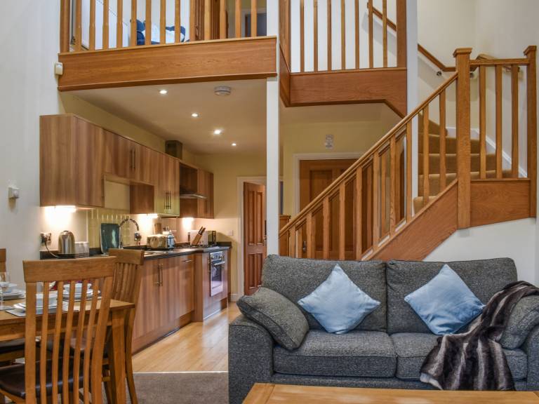 Cottage with garden | River view — photo 3