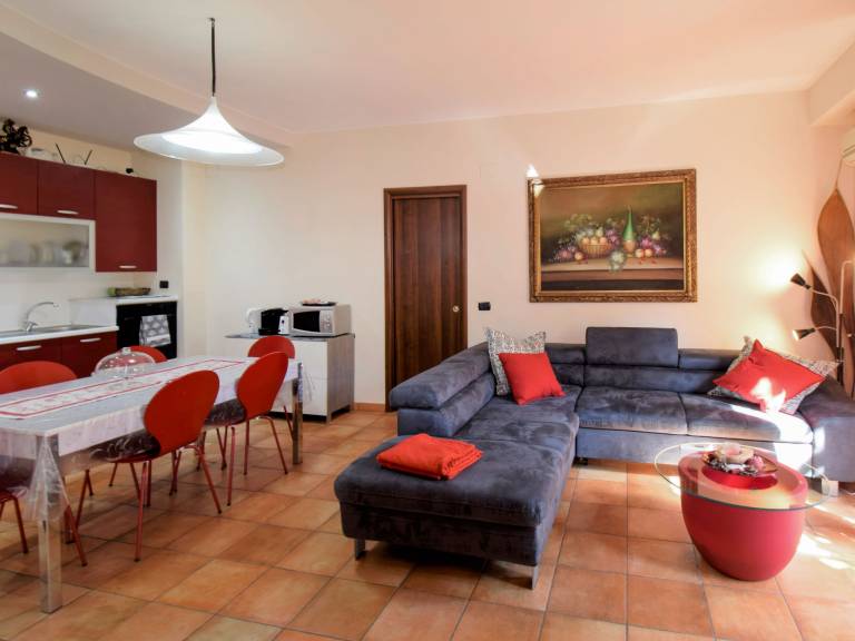 Nice apartment with patio, BBQ & yard | Pet-friendly — photo 4