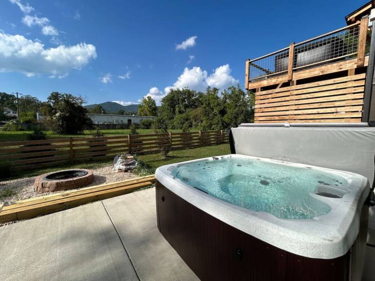 House Black Mountain