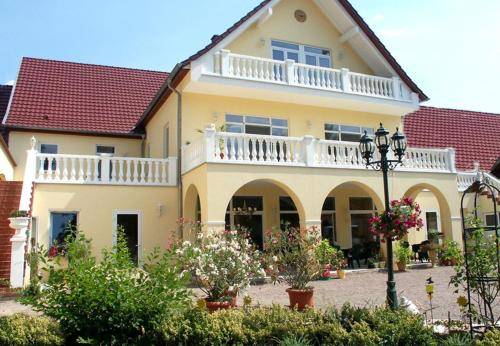 House  Steinthaleben