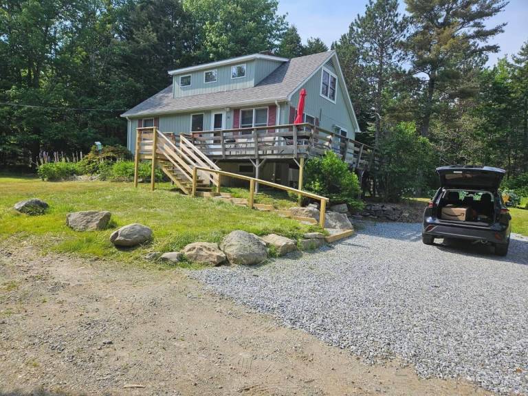 House  Tenants Harbor
