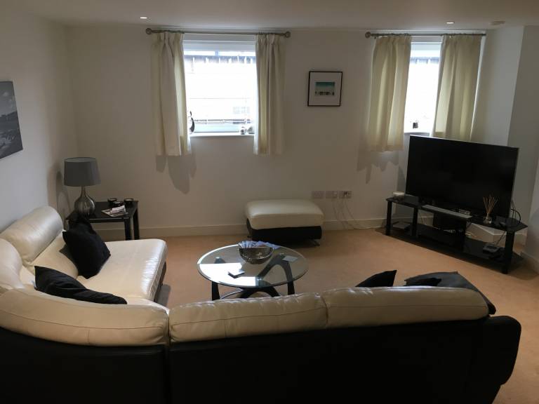 1 Bed Waterfront Area Parking 1st Flr 2