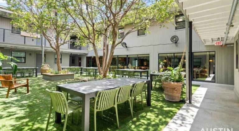 Holiday apartment with 2 rooms for 6 persons — photo 4