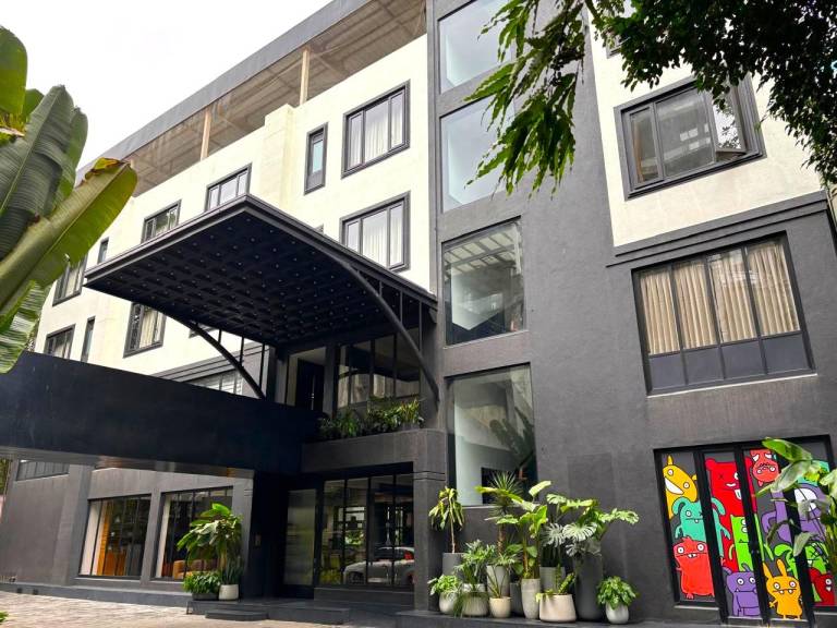 Wellesley Hotel
