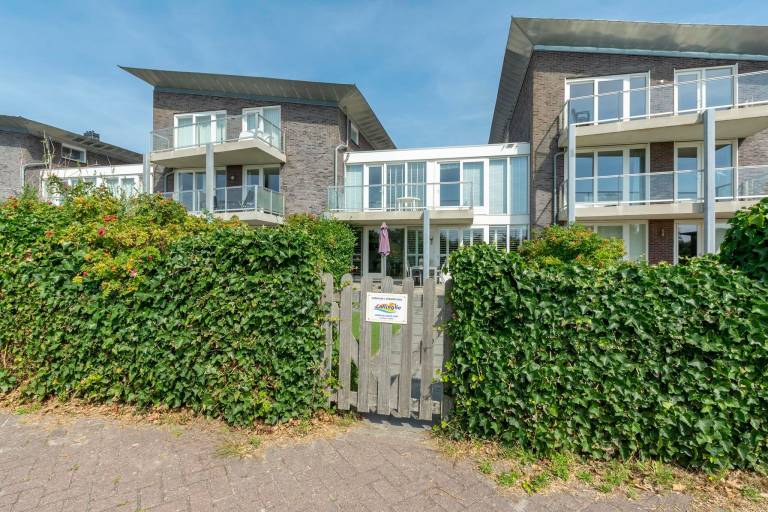 Rental apartment with patio & garden in Callantsoog