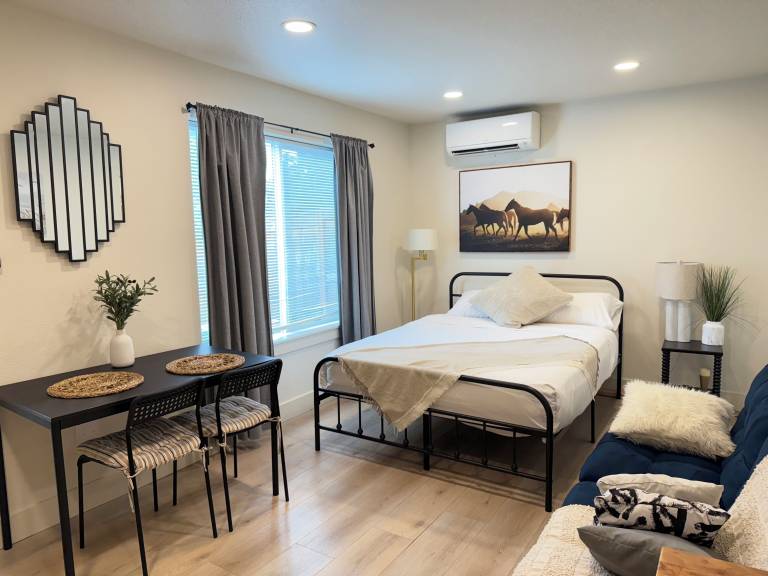 Apartment  Sunnyside - Walnut Grove