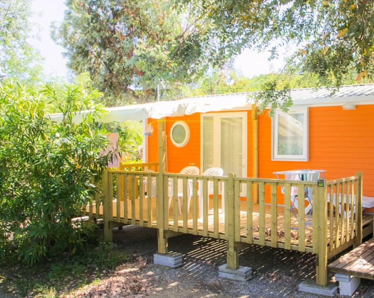 Mobile home with 3 rooms for 6 persons — photo 5