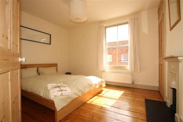 Vacation home with 4 rooms for 6 persons in Canterbury