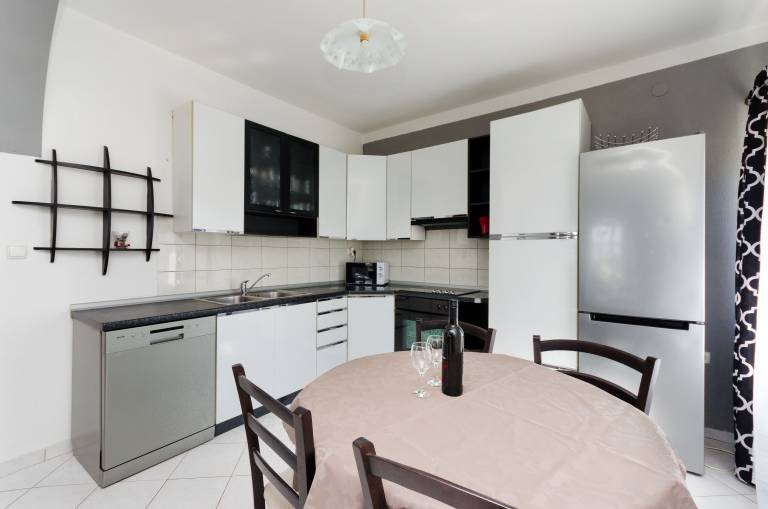 Fully equipped apartment with terrace & barbeque | Sea view | Beach nearby | Dogs allowed — photo 4