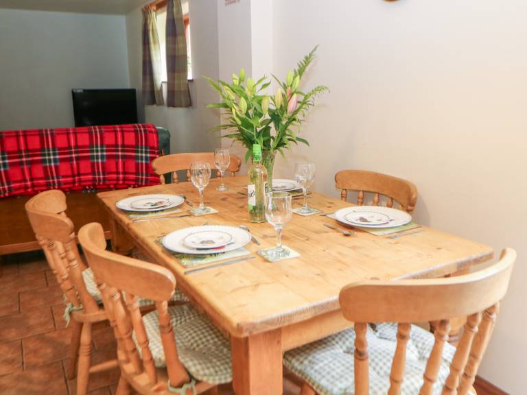 Children-friendly cottage with yard | Pets allowed — photo 4