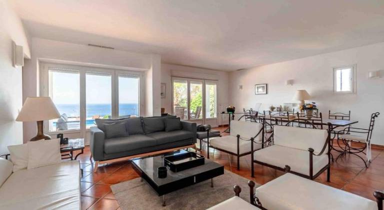 Pleasant villa with pool | Pets are welcome — photo 4