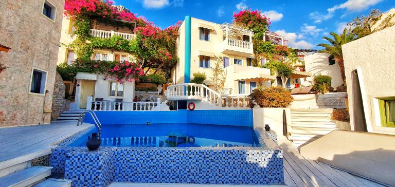 One Private Studio with stunning full sea view, shared pool and Ac — photo 2