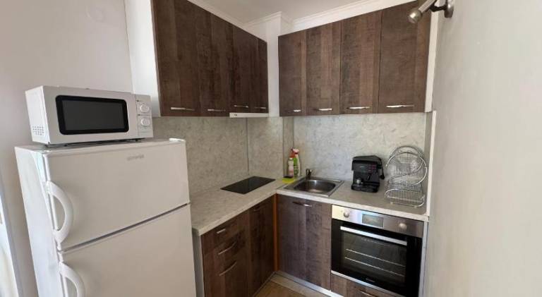 Charming holiday apartment with patio & private pool | Close to the beach | Perfect for remote work | Pet-friendly — photo 5