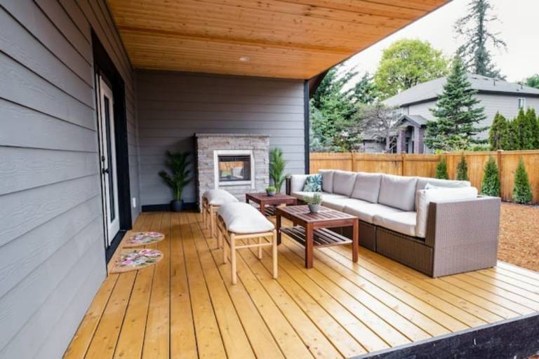 House Lakewood
