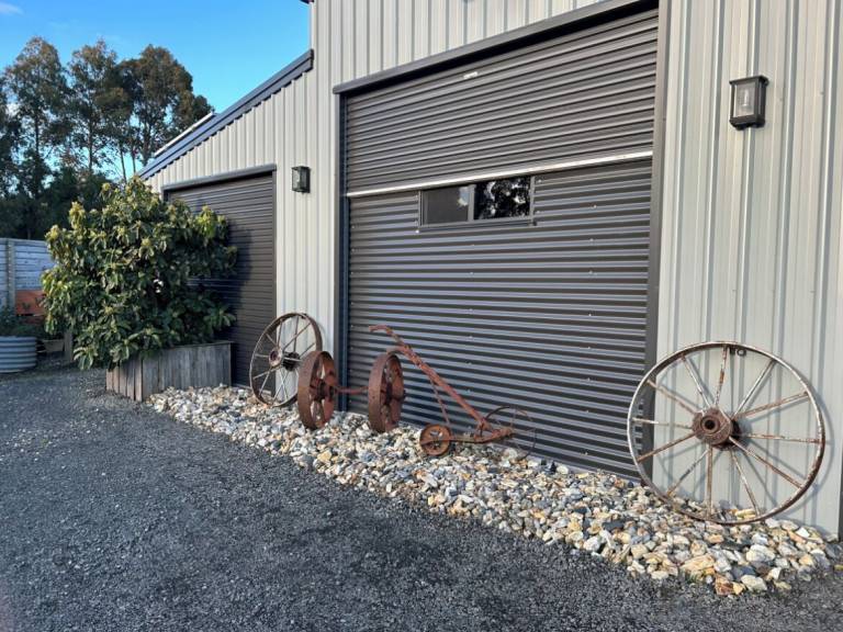 House  Inverloch